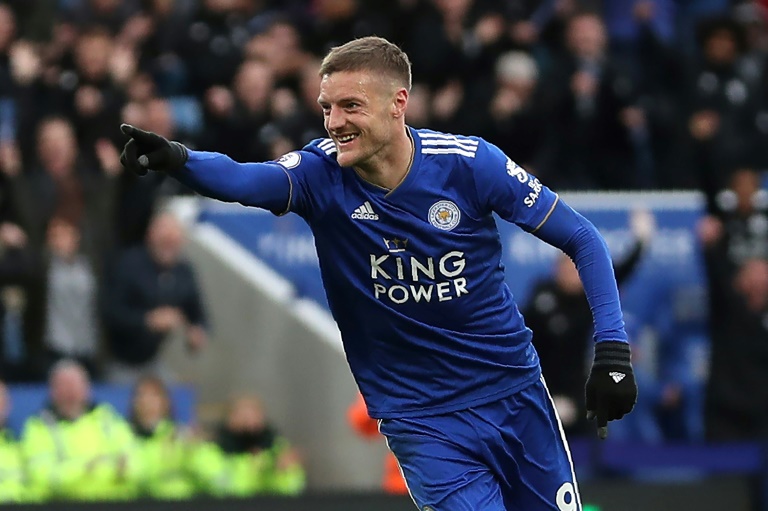 Sterling hat-trick takes City four clear, Southampton stun fading Spurs d2a9eb157c847a27e811702d92b1371d67c0f49b - Sterling hat-trick takes City four clear, Southampton stun fading Spurs