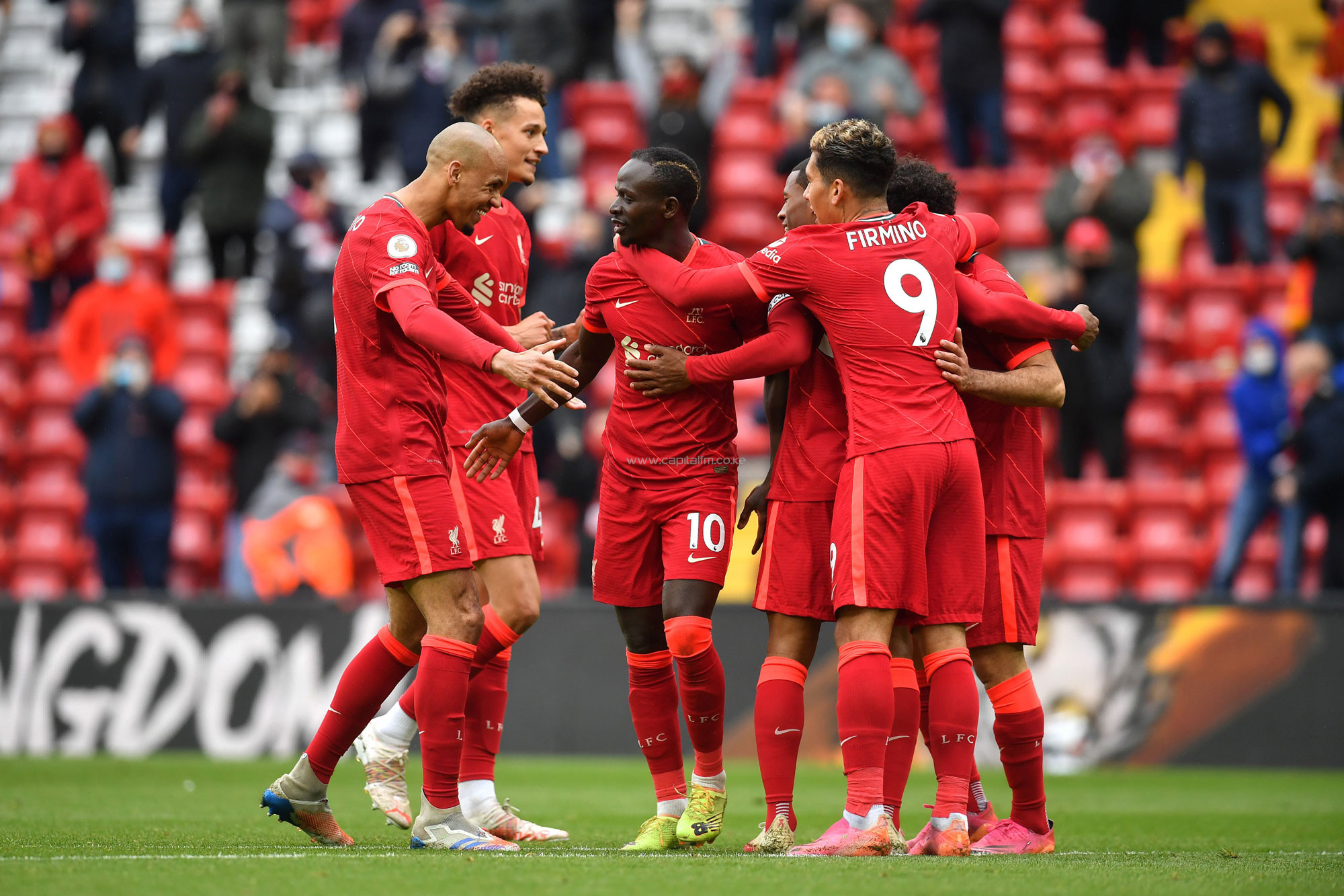 Liverpool sink Saints to keep top-four hopes alive