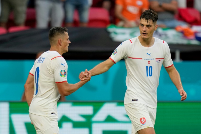Czechs upset 10-man Netherlands to reach Euro 2020 quarter-finals