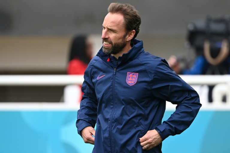‘Seize the chance’, says Southgate as England eye Euro history