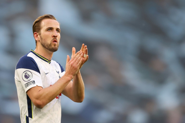 Kane ends Man City speculation by confirming he will remain at Tottenham