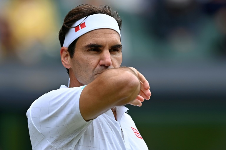 Federer drops out of top 10 as Norrie climbs rankings