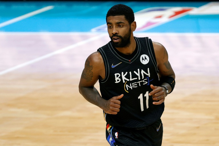 Unvaccinated Irving misses Nets’ first practice in New York