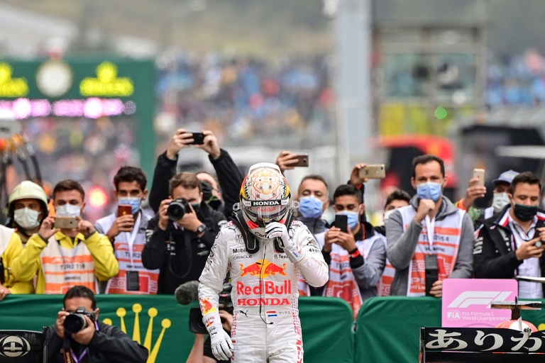 Formula one heads into unknown with title race finely balanced