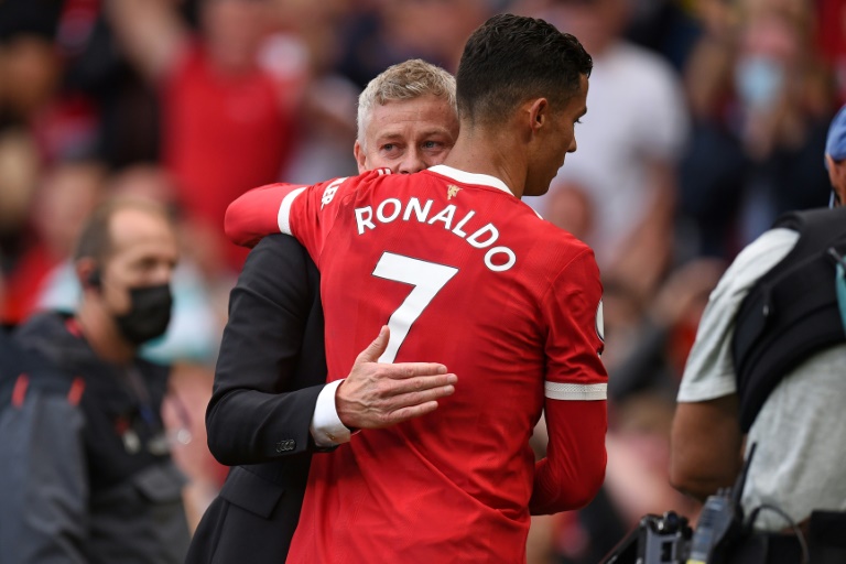 Ronaldo pays tribute to ‘outstanding human’ Solskjaer after sacking