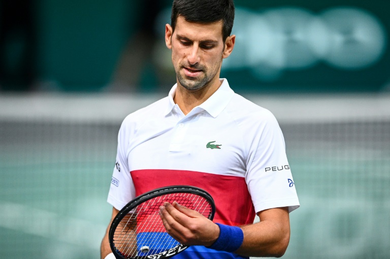 Djokovic survives scare to battle past Fucsovics in Paris