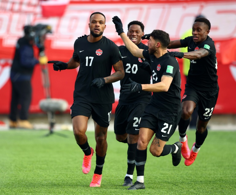 Canada stun US to close in on World Cup berth