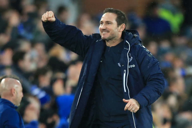 Lampard starts Everton reign with FA Cup win, West Ham survive scare
