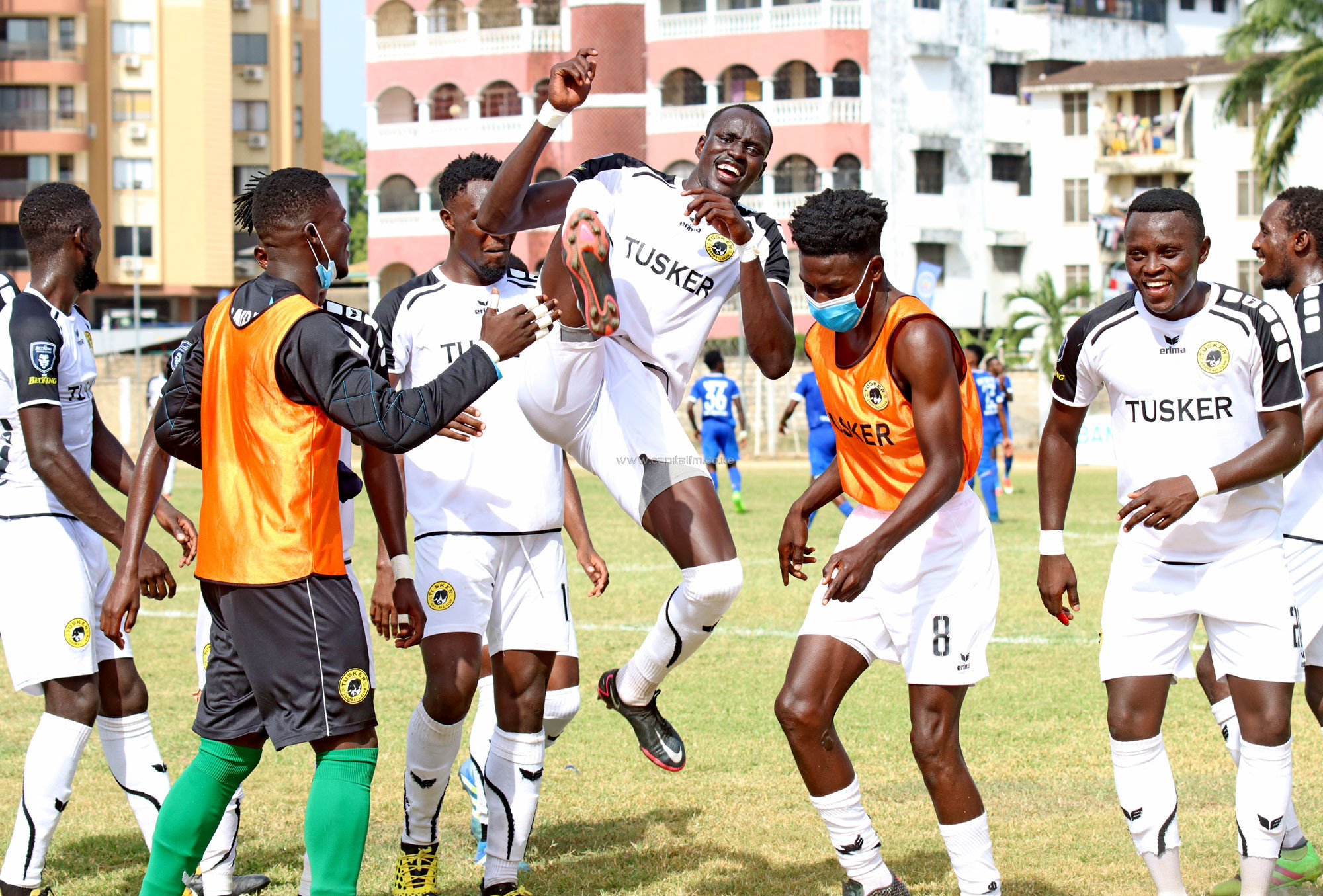 “Cassa must go!” – Bandari fans turn the heat on coach Mbungo after Tusker loss