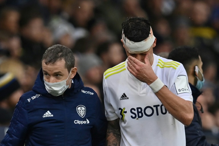 Footballers’ union call for temporary concussion substitutes