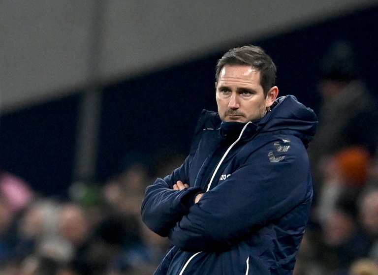 Lampard plays down crisis talk at struggling Everton