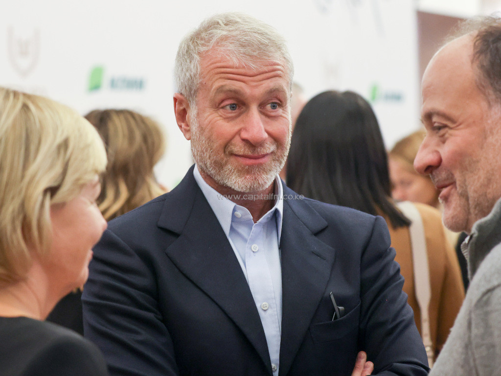 Abramovich suffered ‘suspected poisoning’ during peace talks in Ukraine