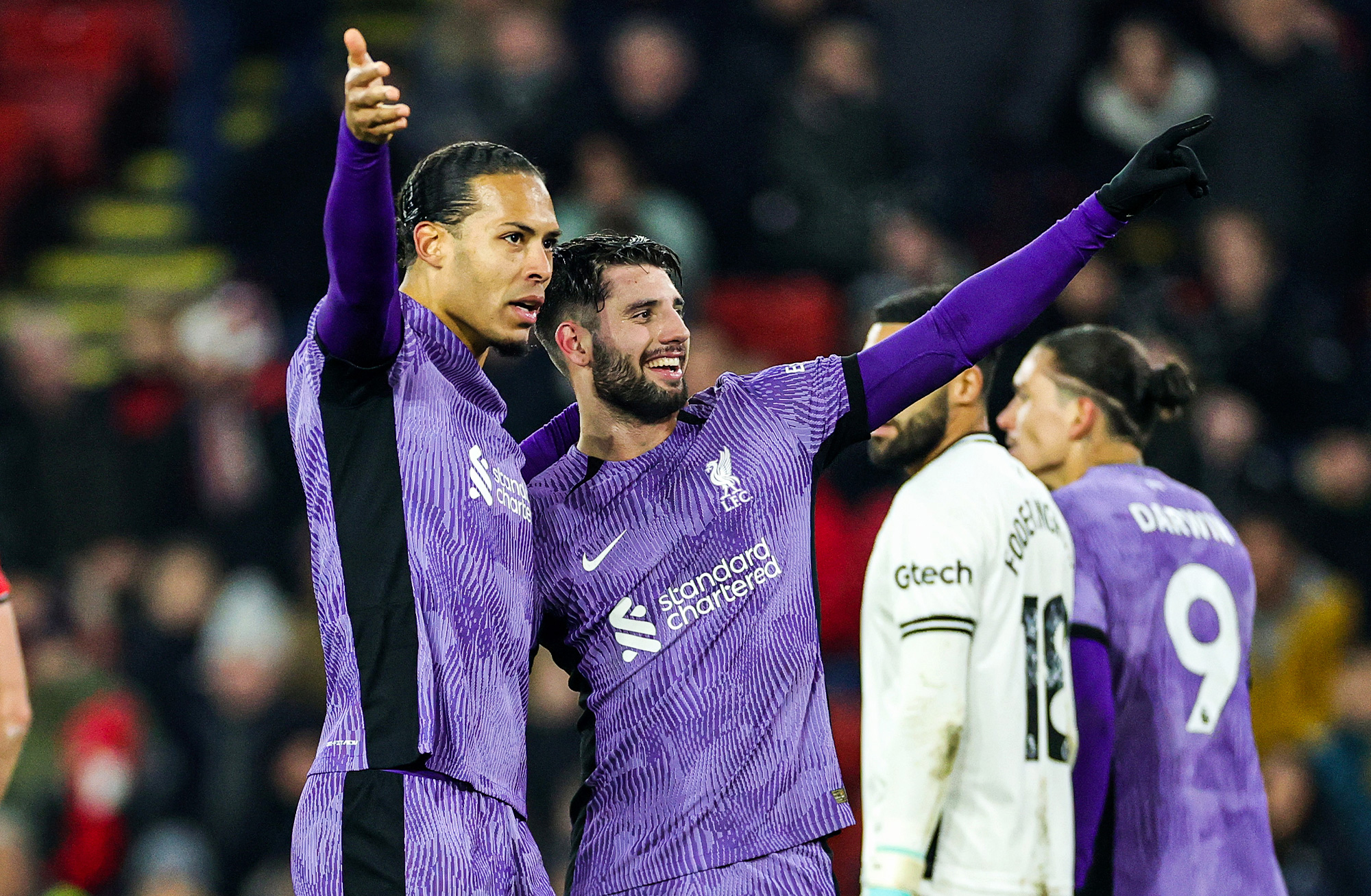 Van Dijk rejects Rooney&#8217;s &#8216;lazy criticism&#8217;