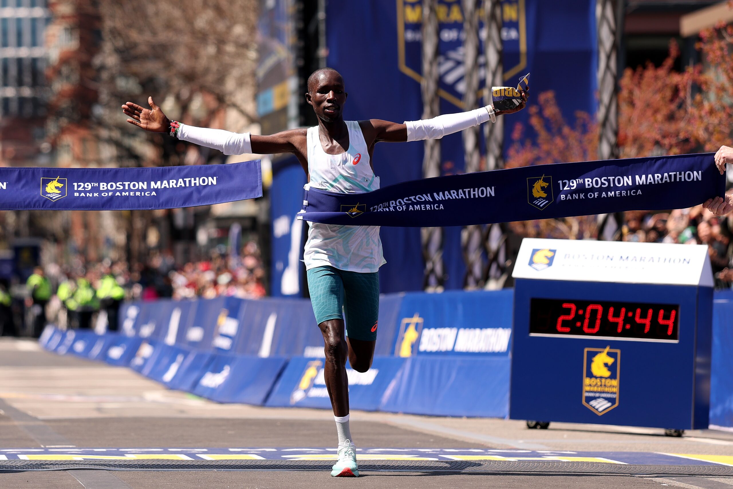 Kenya’s Korir Retains Boston Marathon Title With Course Record