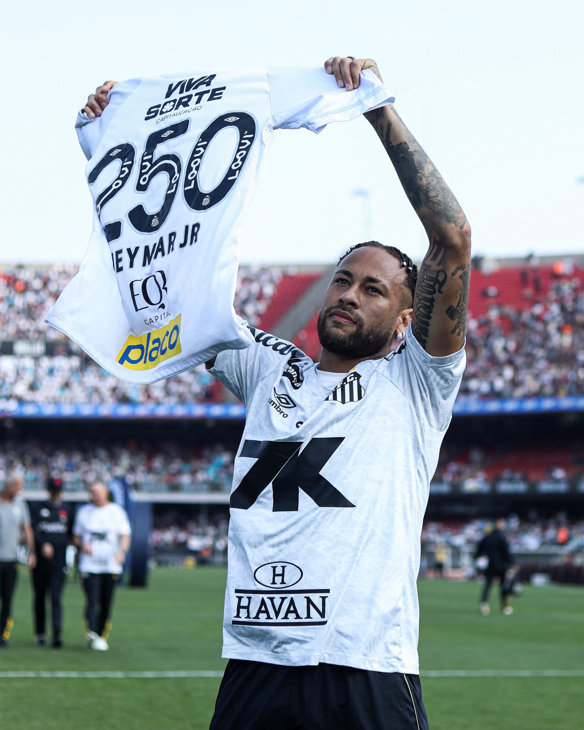 Brazil Striker Neymar Considering Retirement