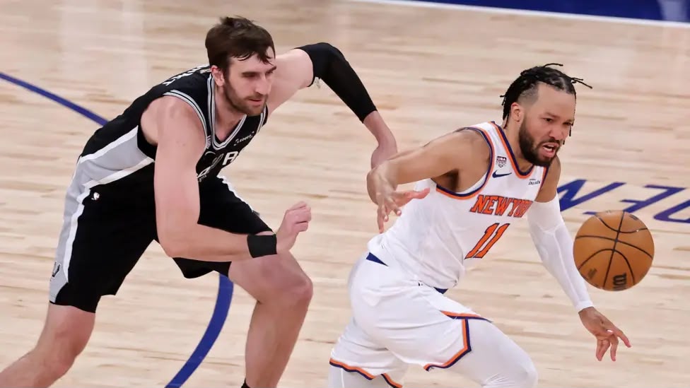Knicks Beat Spurs After Record NBA Finals Comeback