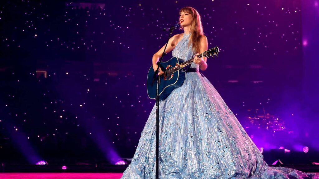 Taylor Swift Breaks Guinness World Record For Highest Grossing Tour In taylor-swift-breaks-guinness-world-record-for-highest-grossing-tour-in